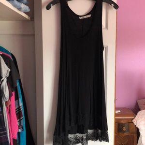 Black tunic with lace on bottom